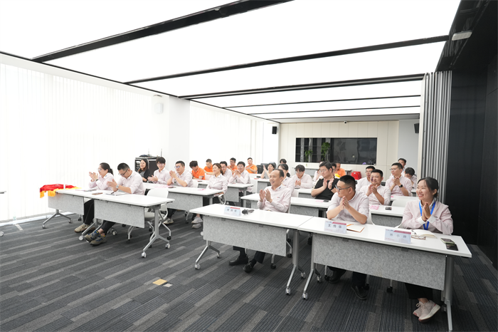 Chríochnaigh Crannchur Togra Feabhsúcháin Dara Ráithe QGM 2025 go rathúil