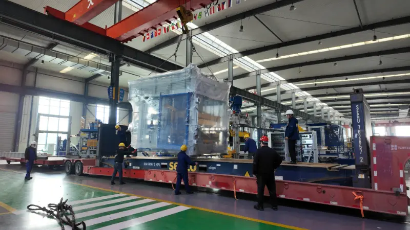 Téann QuanGong Intelligent Brick Making Machines ar thuras nua thar lear, ag cur le huasghrádú glas an bhonneagair dhomhanda.